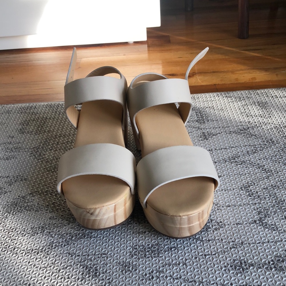 Nisolo all day open toe clog